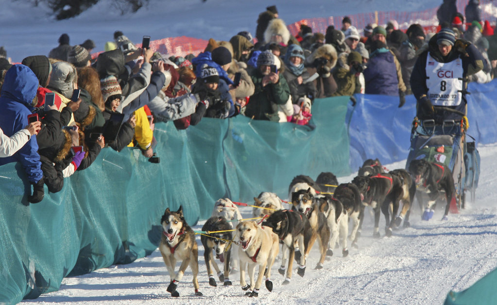 Ryan Anderson of Minnesota drove his team onto the Chena River during the restart of the Iditarod Sled Dog Race in front of Pike's Waterfront Lodge, March 6, 2017 in Fairbanks, Alaska.