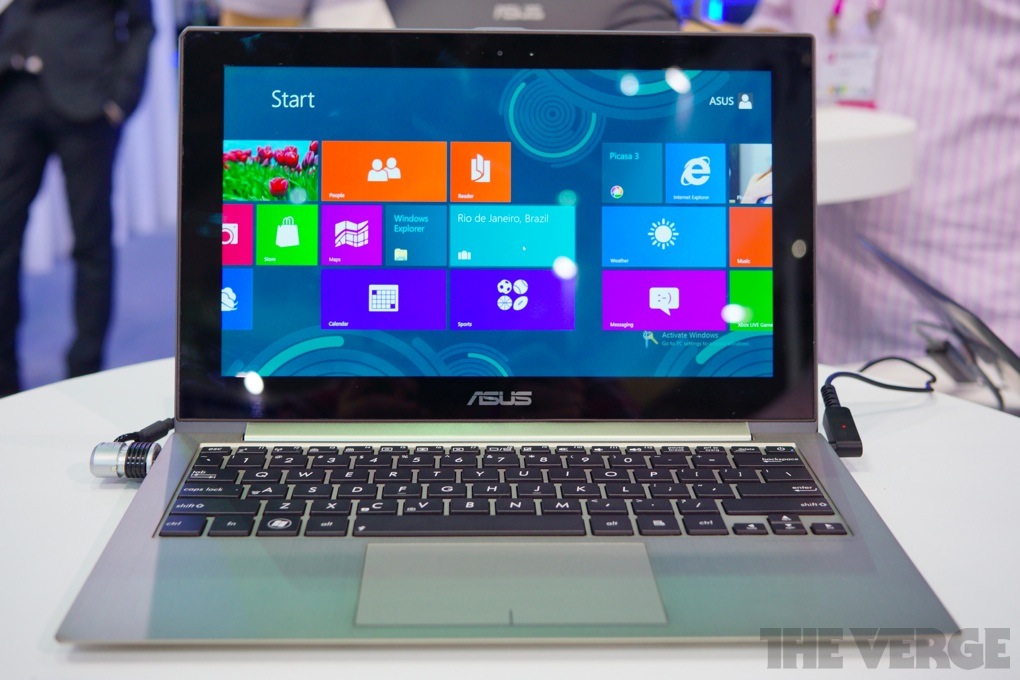 Gallery Photo: Asus Zenbook Prime UX21A with touchscreen hands-on photos