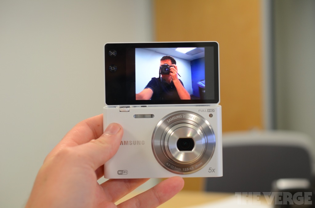 Gallery Photo: Samsung MV900F hands-on pictures
