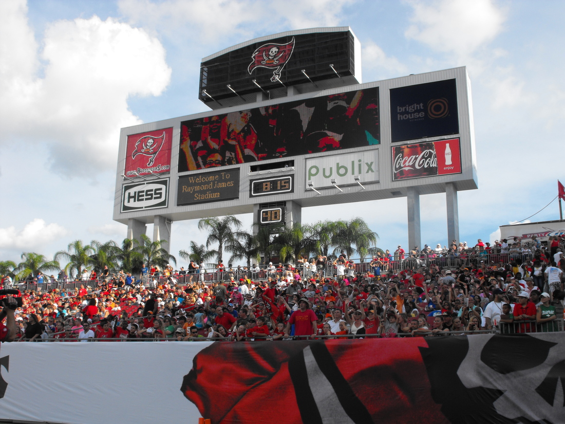 Thousands of fans gathered to watch the Buccaneers for their annual night practice. 

Photo credit: Lee Caswell, Bucsnation.com