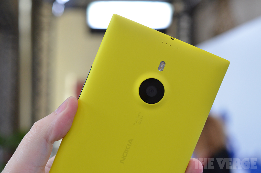 Gallery Photo: Nokia Lumia 1520 hands-on photos