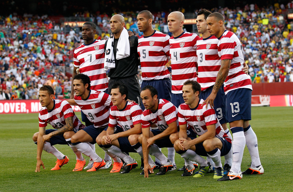 LANDOVER, MD - MAY 30: Members of team USA pose for a photo before the start of their International friendly game against Brazil at FedExField on May 30, 2012 in Landover, Maryland.  (Photo by Rob Carr/Getty Images)