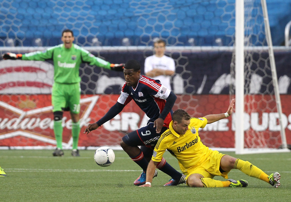 FOXBORO, MA - JUNE 16:  Jose Moreno #9 of the New England Revolution battles Josh Williams #3 of the Columbus Crew in the second half during a game at Gillette Stadium on June 16, 2012 in Foxboro, Massachusetts. (Photo by Jim Rogash/Getty Images)