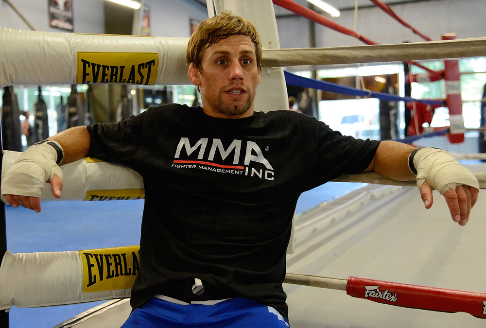 Urijah Faber relaxing after working out for the media during the Team Alpha Male Media Open Workout at Ultimate Fitness Gym on June 26, 2012 in Sacramento, California.  (Photo by Thearon W. Henderson/Getty Images)