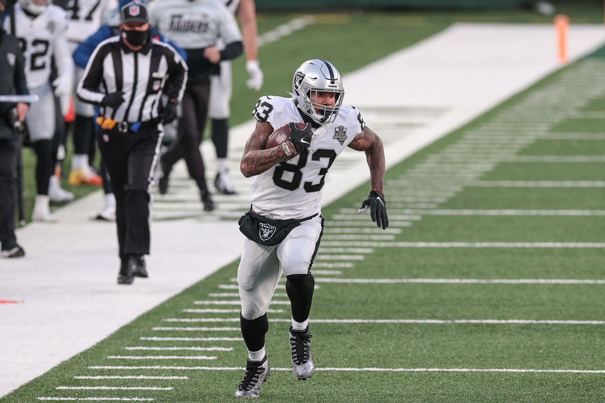 Raiders: What would it take for Darren Waller to make the Hall of Fame? -  Silver And Black Pride
