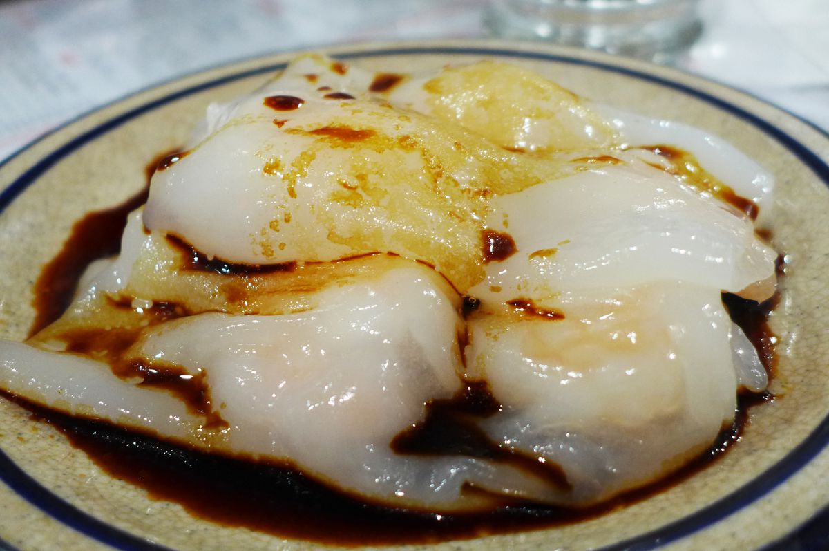 Shrimp rice roll