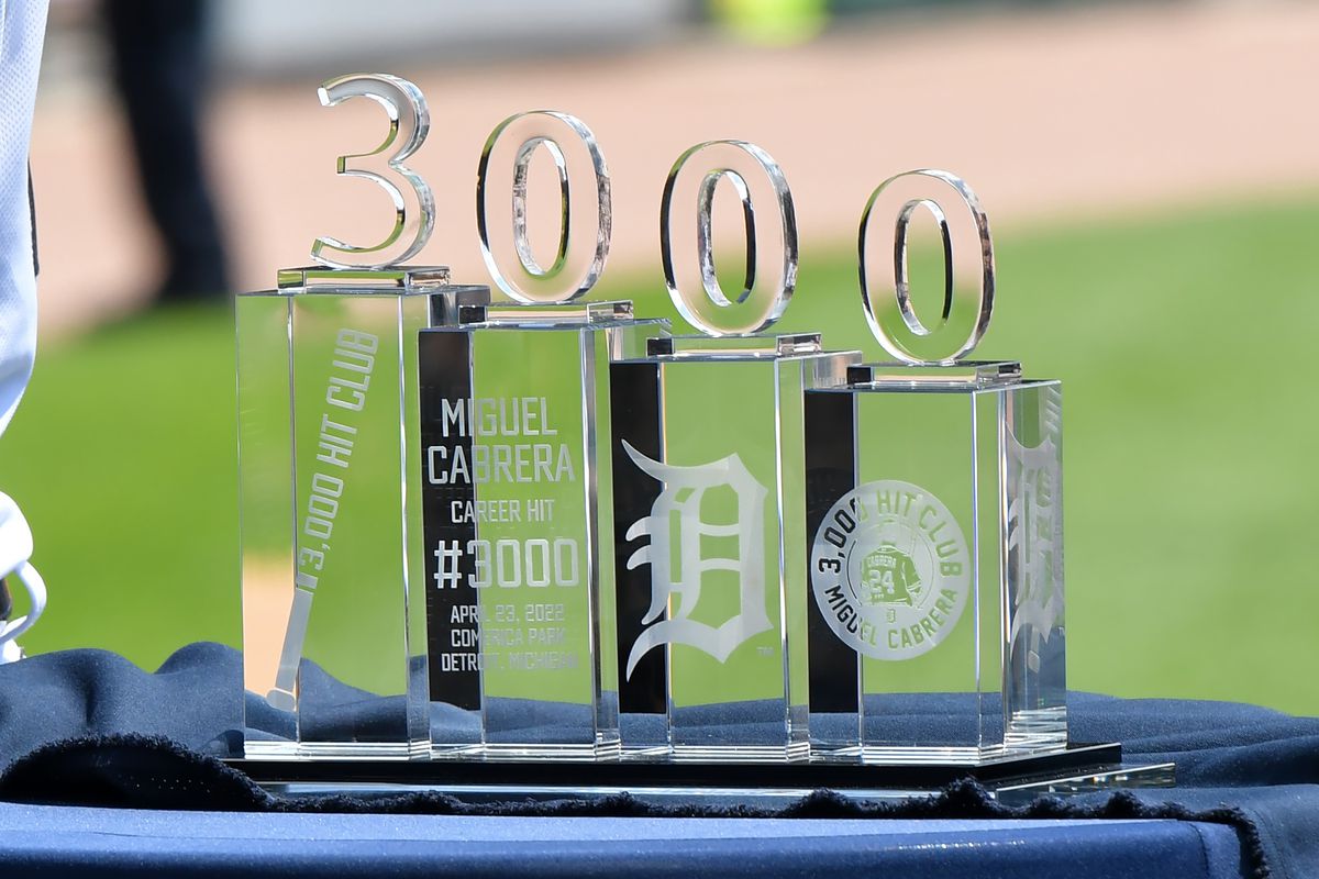 A trophy presented to Miguel Cabrara in acknowledgement of his 3000th hit. It appears to be made out of crystal, in the shape of cell phone reception bars with the numbers 3, 0, 0, and 0 on top of each bar, with the detroit tigers logo etched into the crystal cell phone bars.
