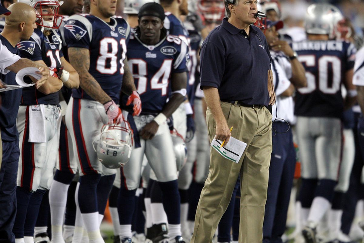 FOXBORO, MA - AUGUST 11:  Head coach Bill Belichick directs his team in the second quarter against the Jacksonville Jaguars on August 11, 2011 at Gillette Stadium in Foxboro, Massachusetts.  (Photo by Elsa/Getty Images)