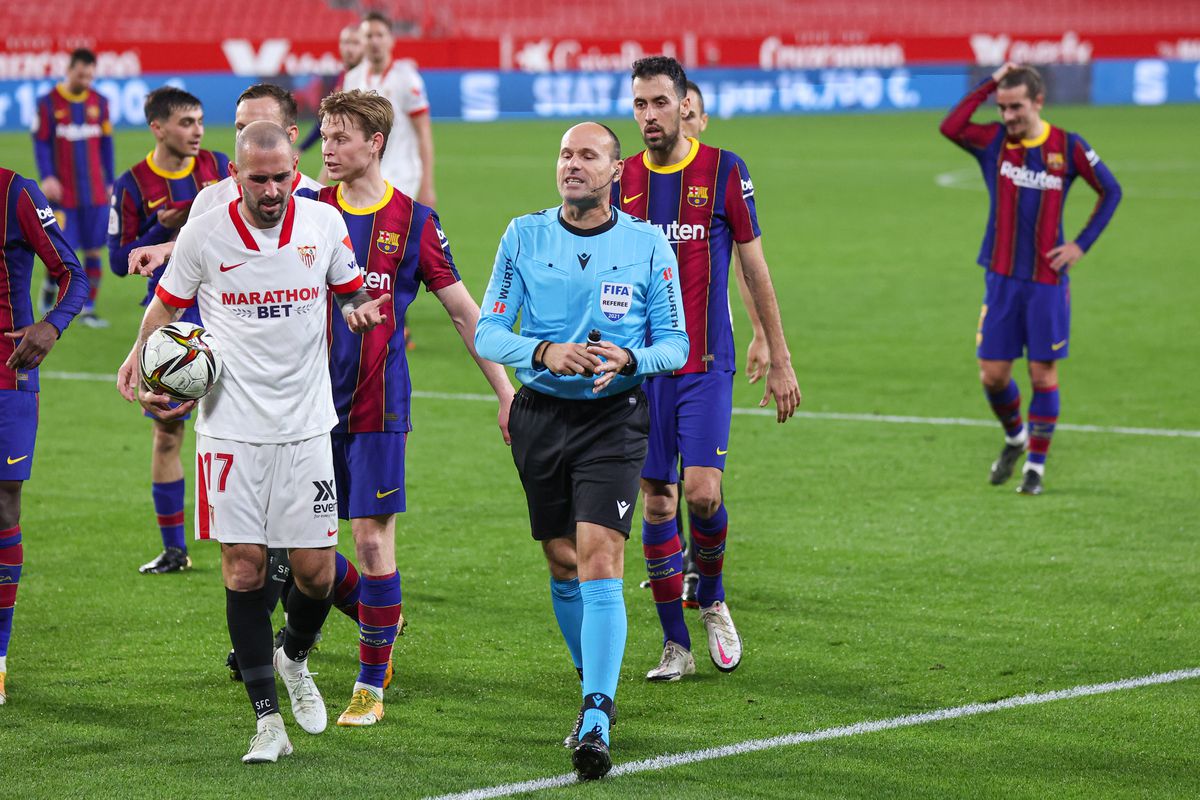 Sevilla v FC Barcelona: Copa del Rey Semi Final First Leg