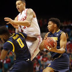 Utah Utes in action during the Pac-12 conference tournament semifinal against the Cal Bears at the MGM Grand Garden Arena in Las Vegas, Friday, March 11, 2016.
