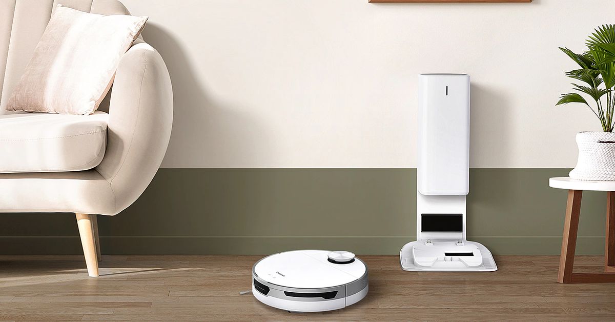 Samsung’s self-cleaning Jet Bot Plus robot vacuum is half off today