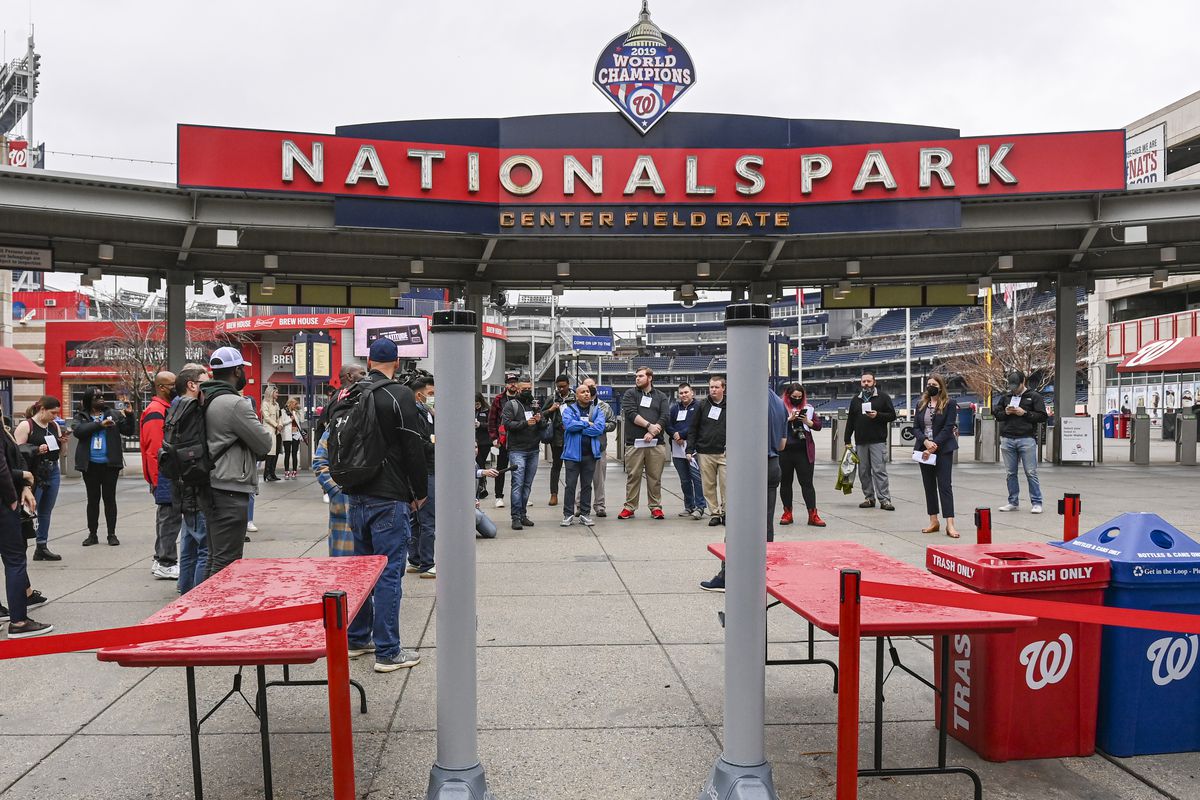 MLB-The NewYork Mets visit The Washington Nationals for opening day.