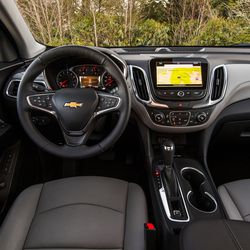 The interior of the 2018 Chevrolet Equinox features an intuitive design and takes advantage of the vehicle’s all-new architecture to offer a down-and-away instrument panel.