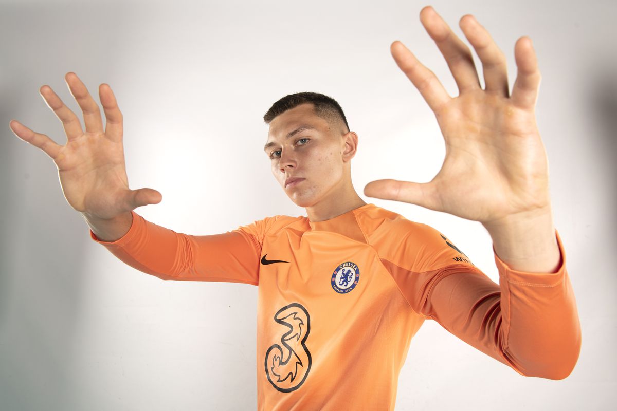 Chelsea Unveil New Signing Gabriel Slonina