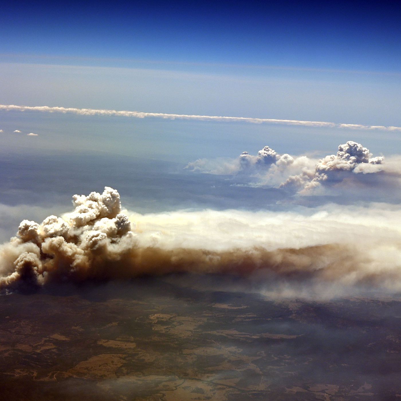 Stunning Photos Of Pyrocumulus Over Fires In Australia Wildfire Today