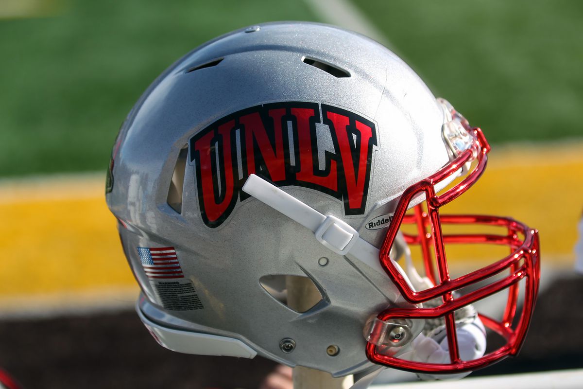 NCAA Football: UNLV at Wyoming