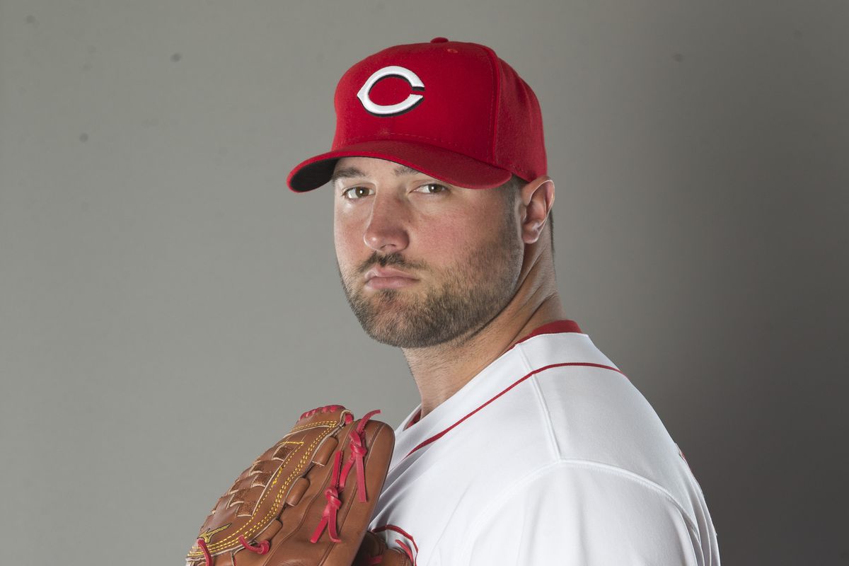 Broxton will be inserted as the closer upon returning April 8.