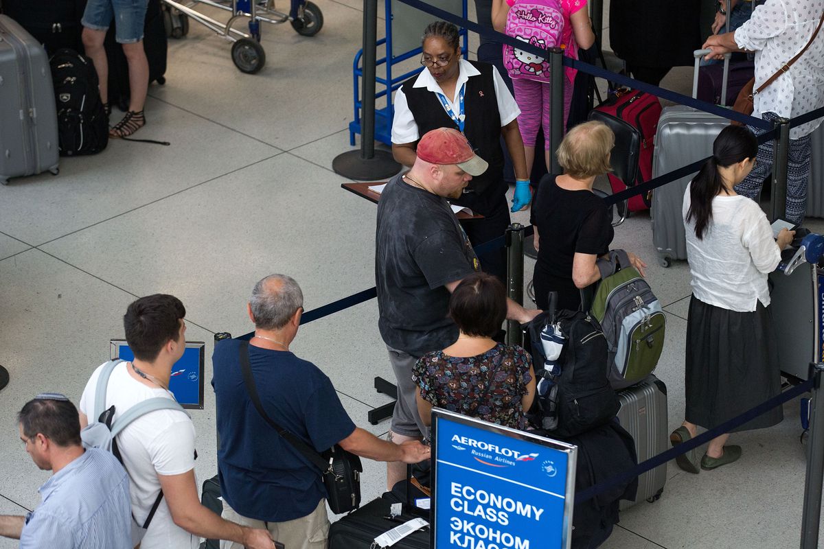 TSA Increases Security At Major US Airports After Istanbul Terror Attack