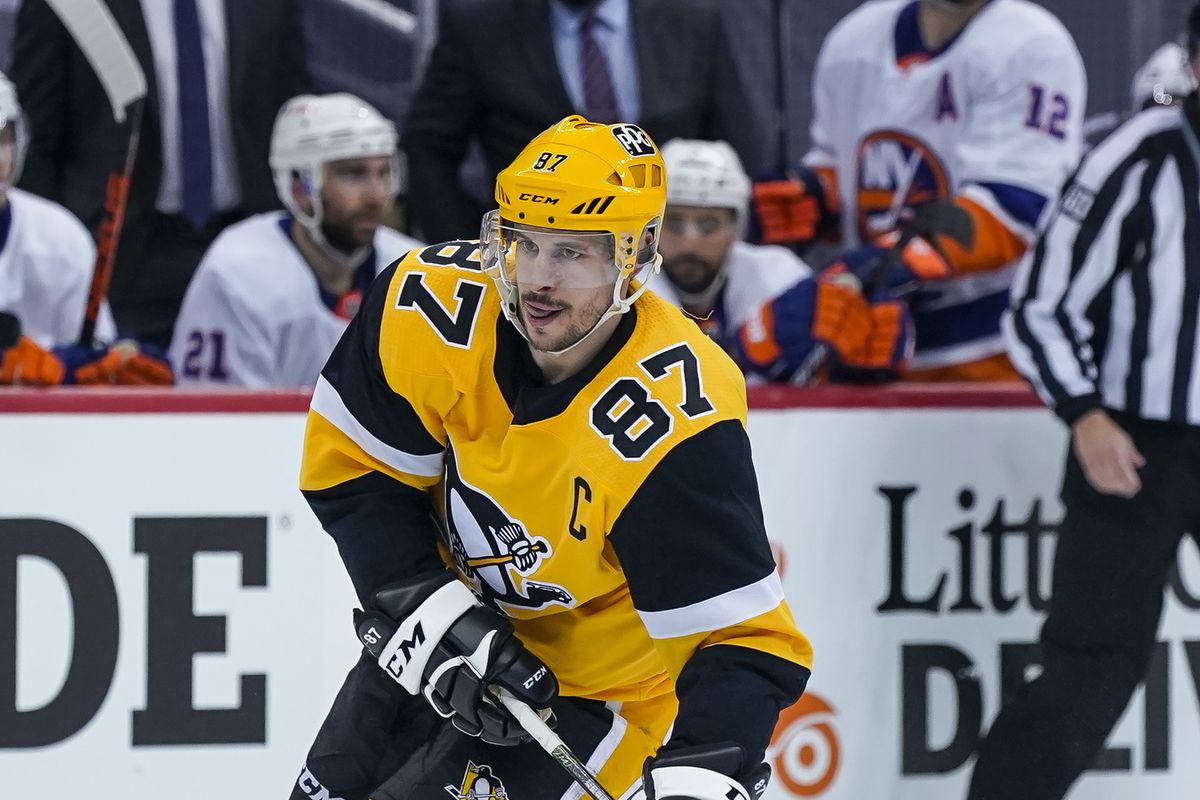 NHL: MAY 24 Stanley Cup Playoffs First Round - Islanders at Penguins
