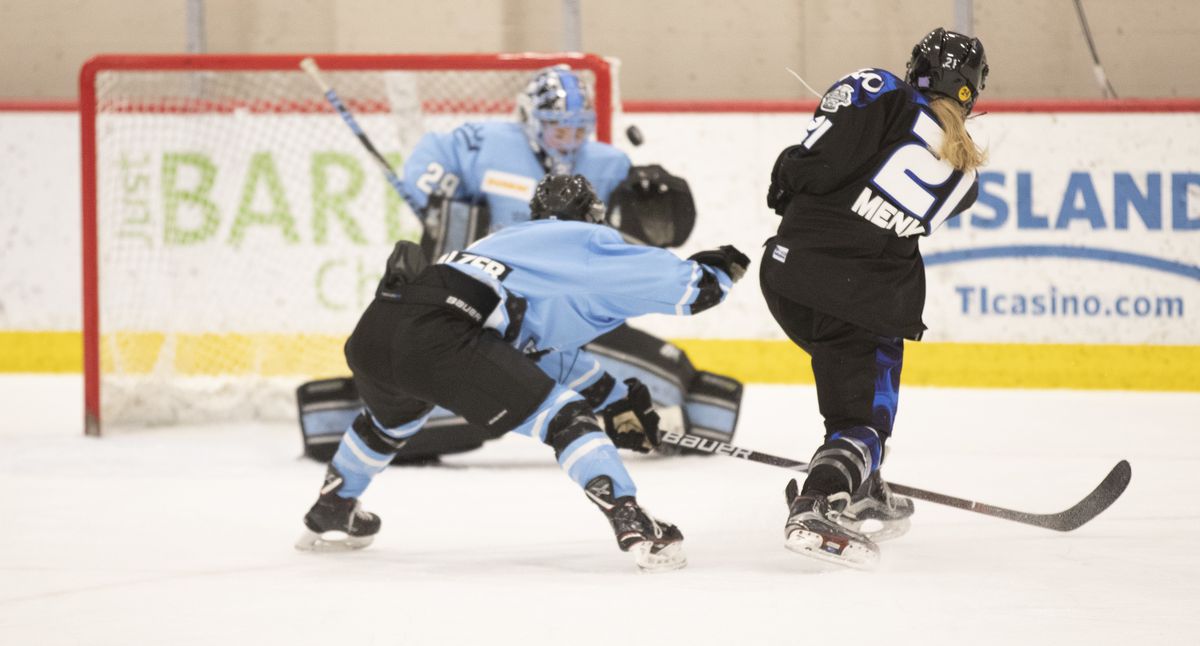 Whitecaps Amy Menke scored in the first period over Buffalo goalkeeper Nicole Hensley at Tria Rink Sunday March 17, 2019 in St. Paul MN.] The Minnesota Whitecaps played the Buffalo Beauts in the NWHL Championship Game at Tria Rink. Jerry Holt ‚Ä¢ Jerry