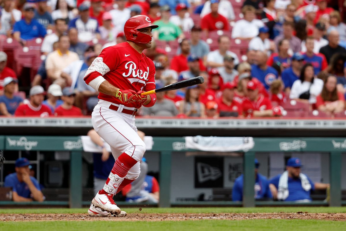 Joey Votto of the Cincinnati Reds bats during the game against the Chicago Cubs at Great American Ball Park on August 14, 2022 in Cincinnati, Ohio.