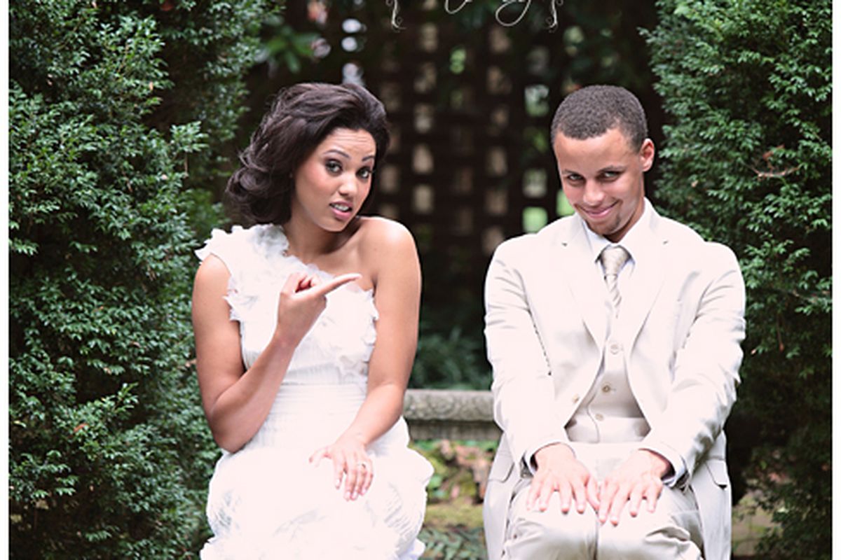 Curry might soon get re-married...to his basketball team. 