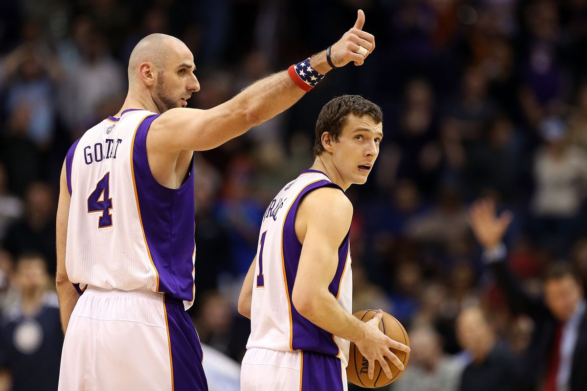 Phoenix Suns Marcin Gortat and Goran Dragic (Right) look to beat the Heat 