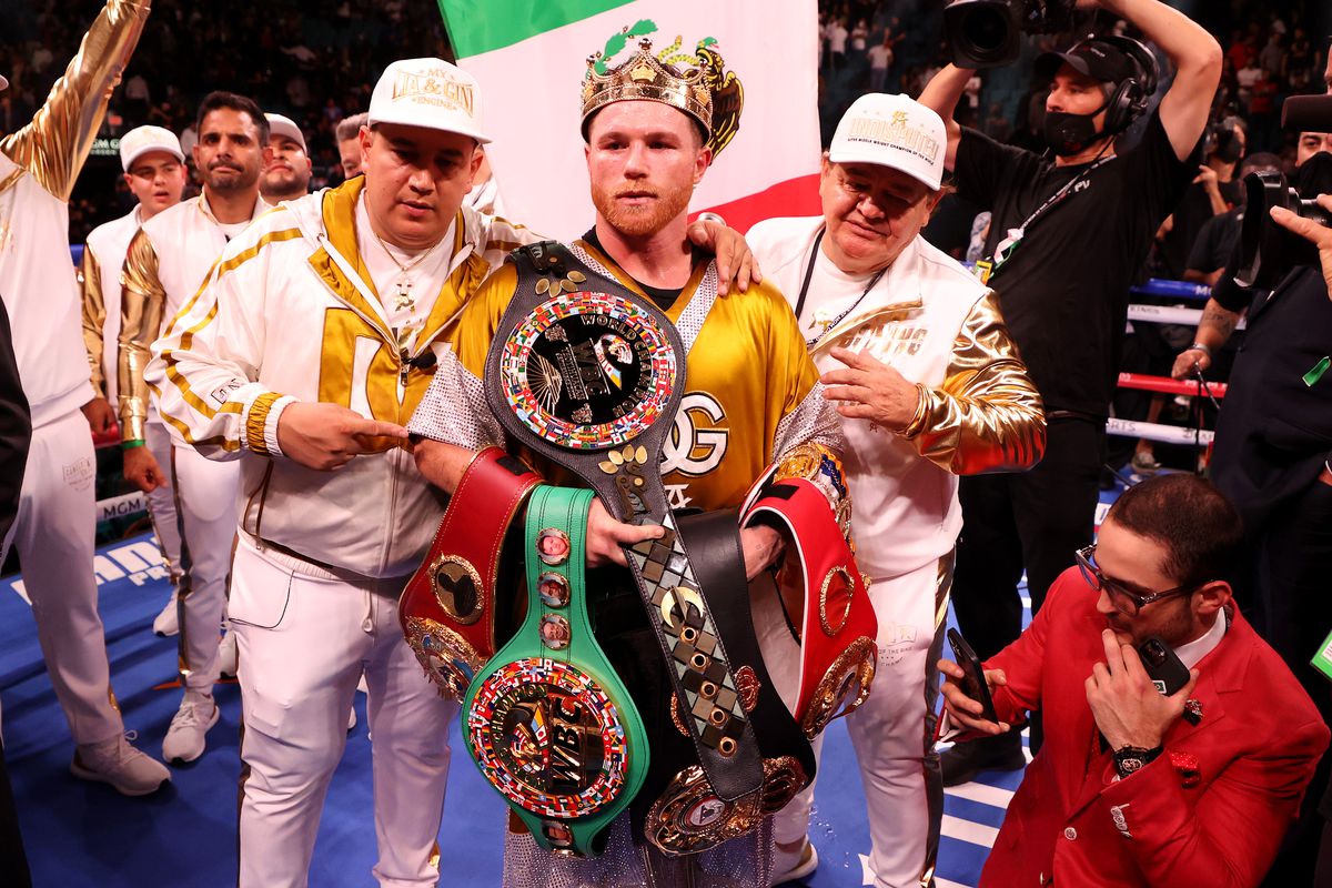 Canelo Alvarez and Caleb Plant both were shown respect from fellow fighters