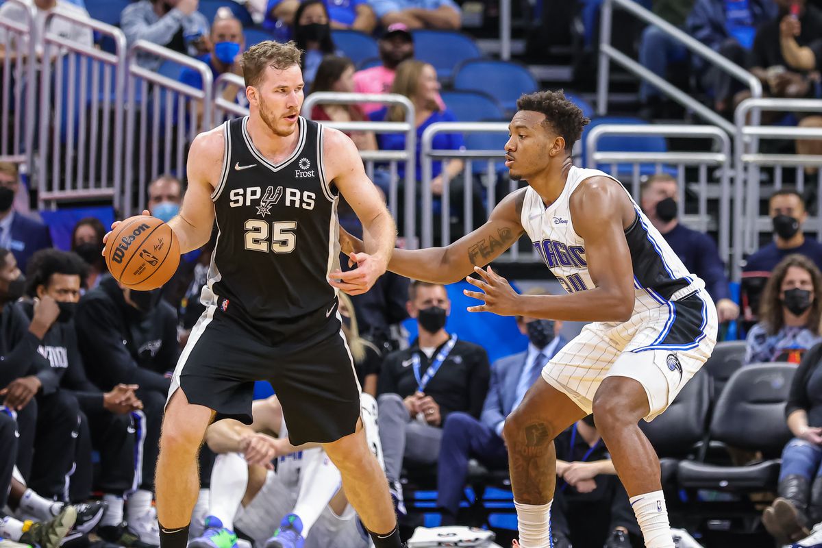 NBA: Preseason-San Antonio Spurs at Orlando Magic