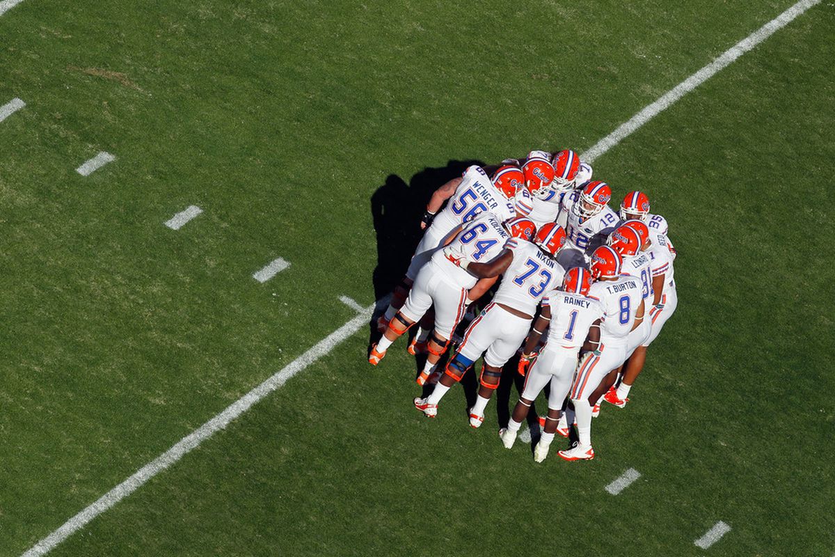 Yeah, finding pictures of the offensive line is quite difficult. 
