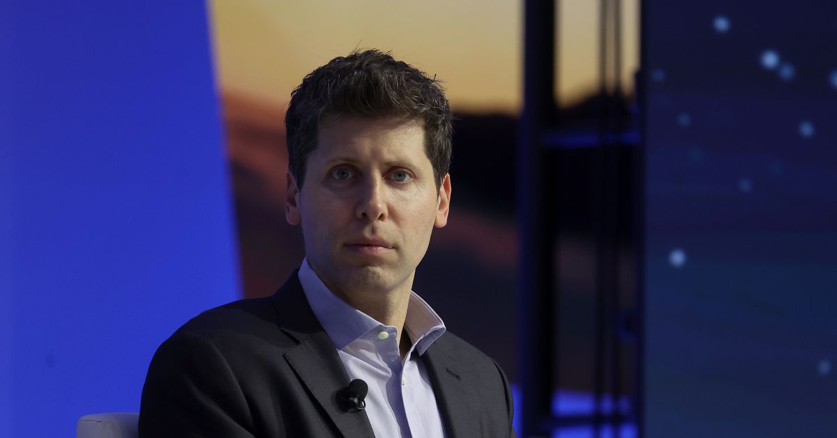 Read more about the article OpenAI board in discussions with Sam Altman to return as CEO – The Verge