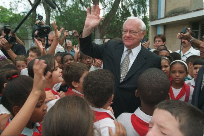 Then-Gov. George Ryan meets with students from Abraham Lincoln Primary School in Havana, Cuba, in October 1999. | T.J. Salsman/The State Journal-Register