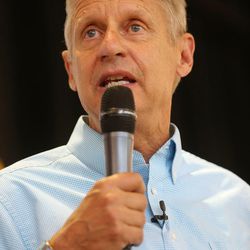Libertarian presidential candidate Gov. Gary Johnson talks to supporters at the A. Ray Olpin Student Union at the University of Utah in Salt Lake City as he and running mate Gov. Bill Weld paid a visit on Saturday, Aug. 6, 2016.