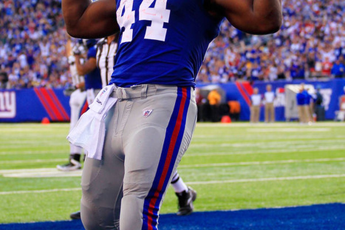 Ahmad Bradshaw of the New York Giants celebrates a one yard touchdown in the third quarter against the Buffalo Bills at MetLife Stadium on October 16, 2011 in East Rutherford, New Jersey.  (Photo by Chris Trotman/Getty Images)