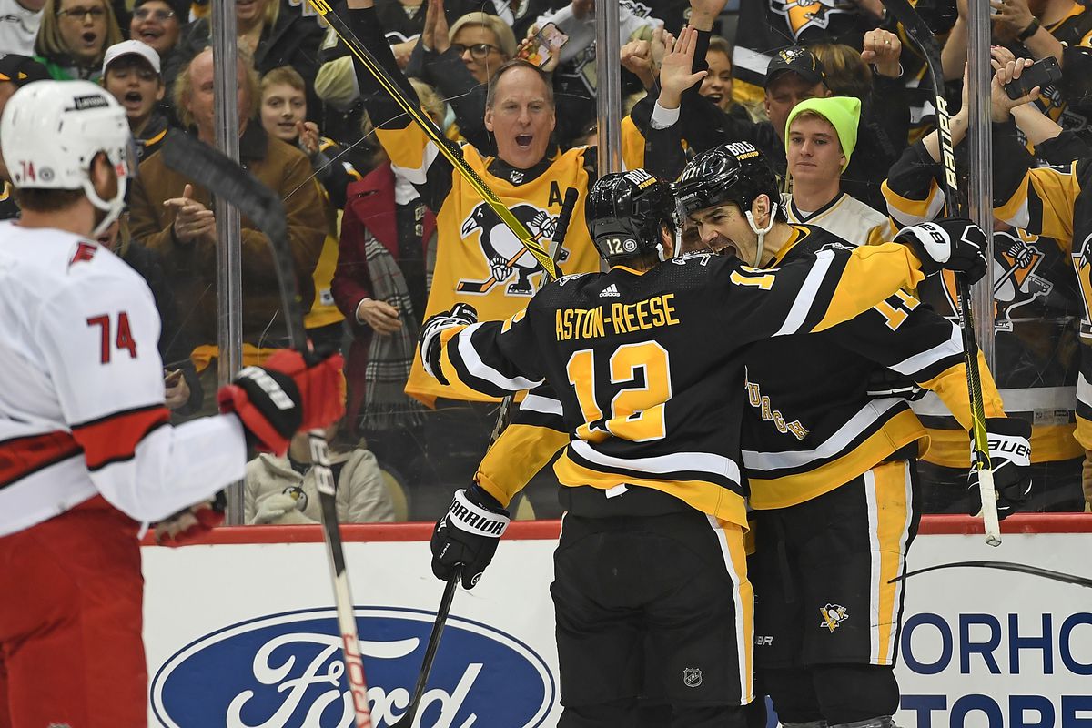 NHL: MAR 13 Hurricanes at Penguins