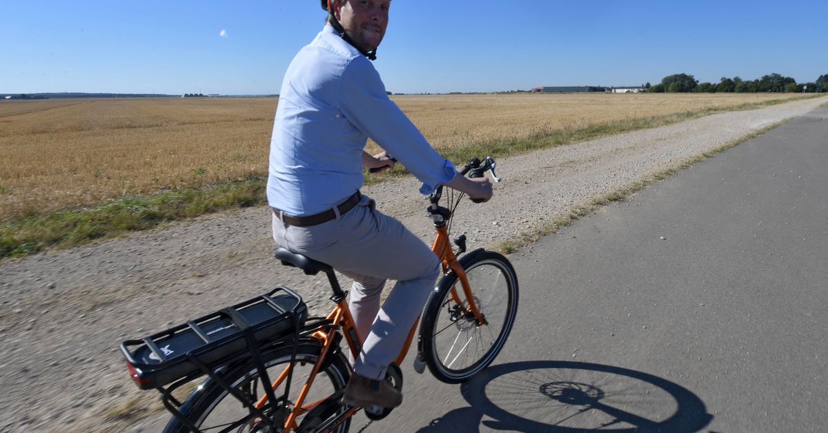 Photo of La France donne 4000 euros aux personnes qui échangent leur voiture contre un vélo électrique