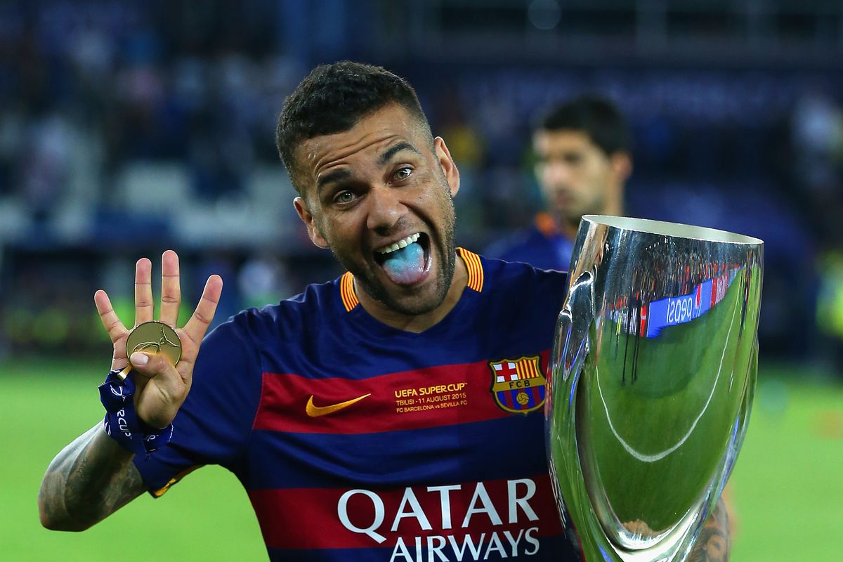 Dani Alves posts emotional message after sealing Barcelona return - Barca  Blaugranes
