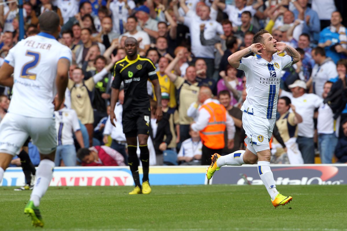 Ross McCormack ensured Leeds got all 3 points by scoring four goals.