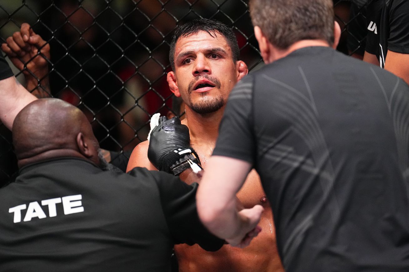 Rafael dos Anjos reacts to stoppage vs. Rafael Fiziev, uncertain what’s next after UFC Vegas 58