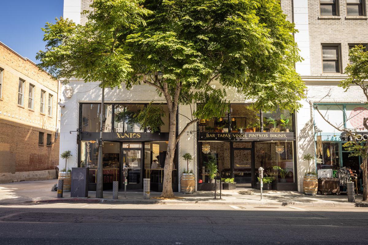 A modern Spanish restaurant storefront in Santa Monica.