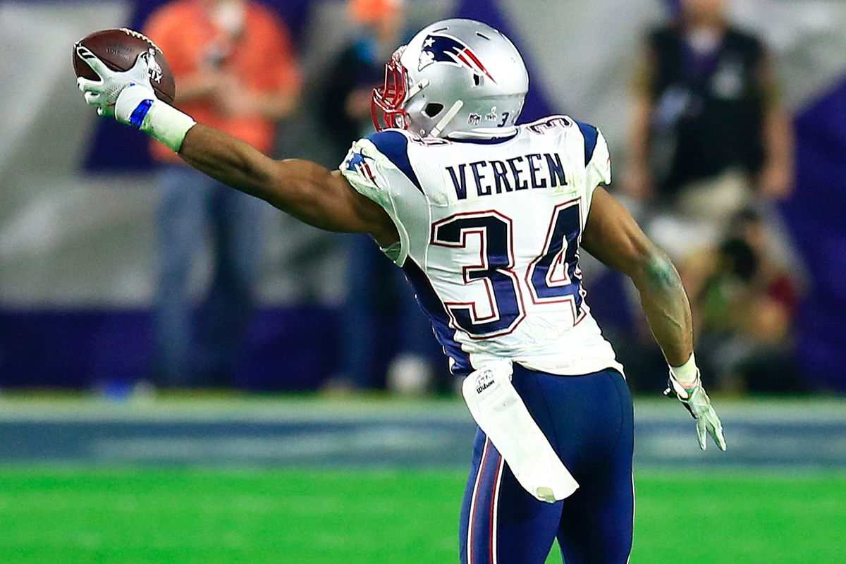 Shane Vereen makes a one-handed grab
