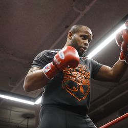 Daniel Cormier shows off his striking at UFC 220 workouts.