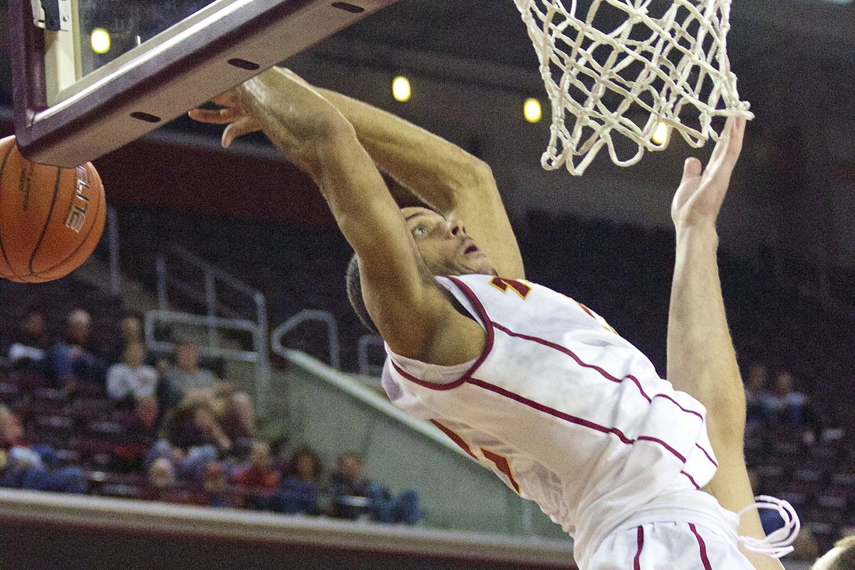 USC guard Julian Jacobs can't catch an alley-oop pass against Portland State.