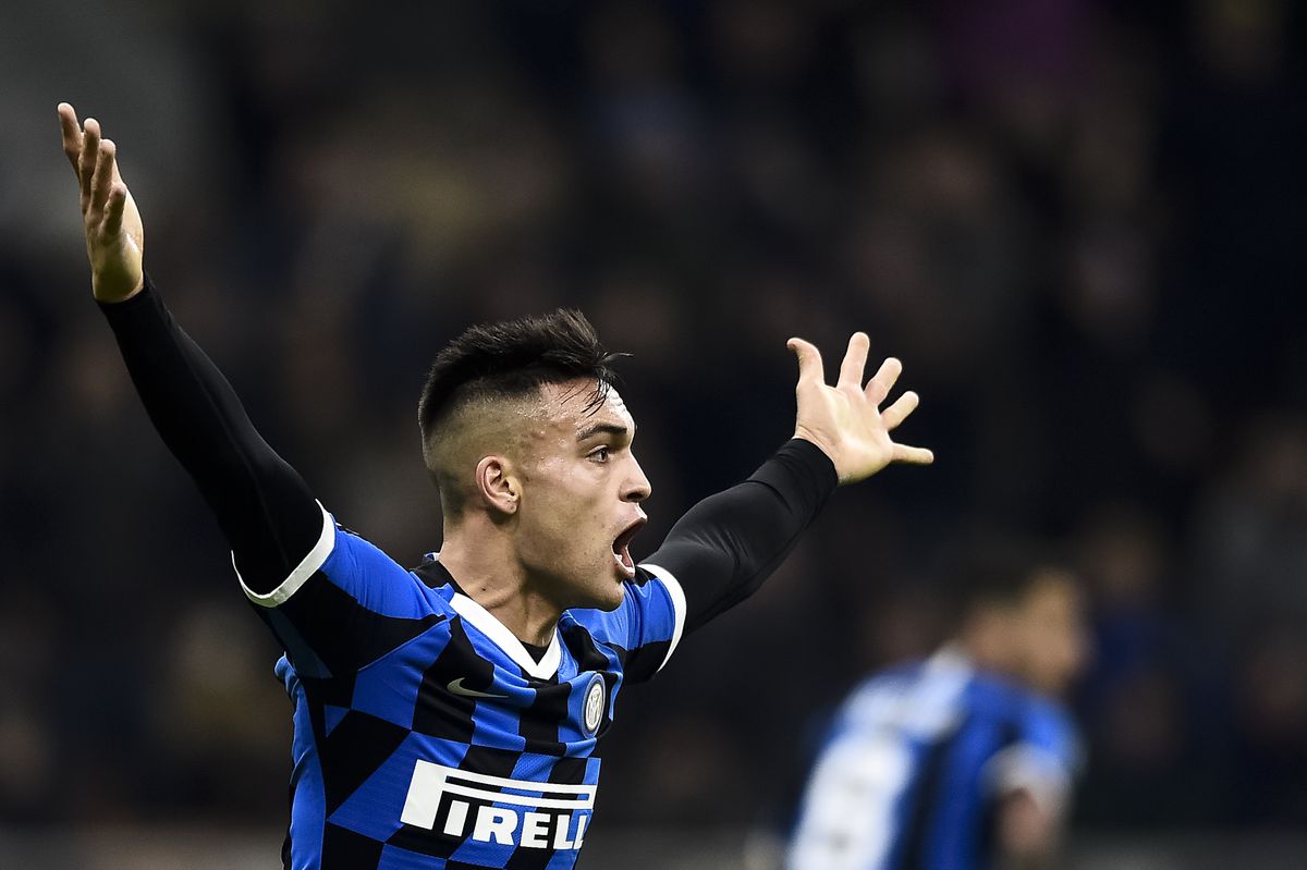 Lautaro Martinez of FC Internazionale reacts during the...