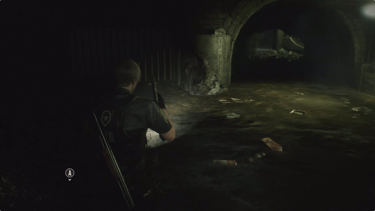 Resident Evil 2&nbsp;Leon exploring the Lower Waterway