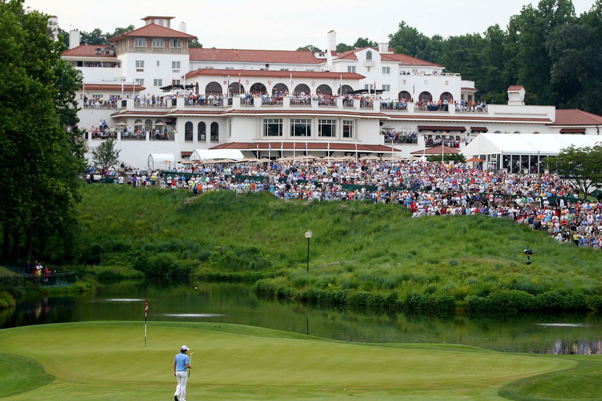 BETHESDA, MD - JUNE 19:  Rory McIlroy of Northern Ireland walks to the 18th green during the final round of the 111th U.S. Open at Congressional Country Club on June 19, 2011 in Bethesda, Maryland.  (Photo by Jamie Squire/Getty Images)