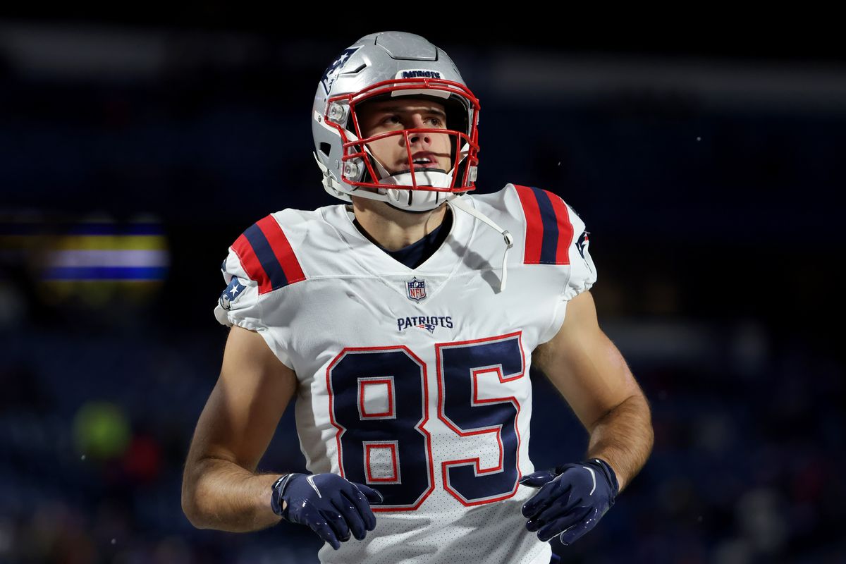 Hunter Henry #85 of the New England Patriots before a game against the Buffalo Bills at Highmark Stadium on December 6, 2021 in Orchard Park, New York.