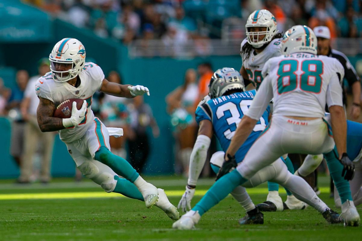 &nbsp;Miami Dolphins running back Myles Gaskin (37) runs by the Carolina Panthers during NFL game at Hard Rock Stadium Sunday in Miami Gardens. Carolina Panthers V Miami Dolphins 44