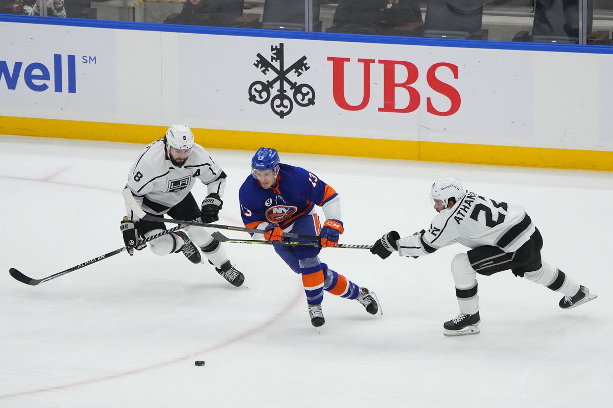 NHL: JAN 27 Kings at Islanders