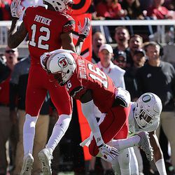 Utah Utes wide receiver Cory Butler-Byrd (16) runs past Oregon to score in the first quarter at Rice-Eccles Stadium in Salt Lake City on Saturday, Nov. 19, 2016.